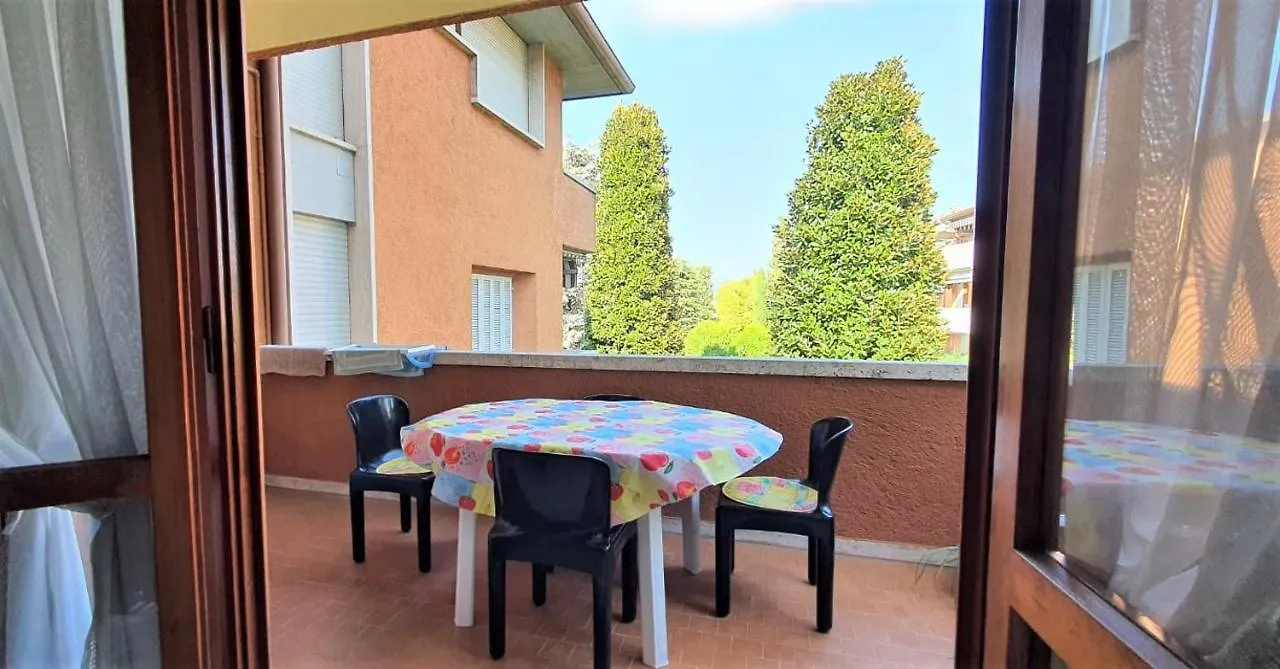 Residence Peschiera - Two Bedroom Apartment With Balcony Peschiera del Garda 0*,  Italy
